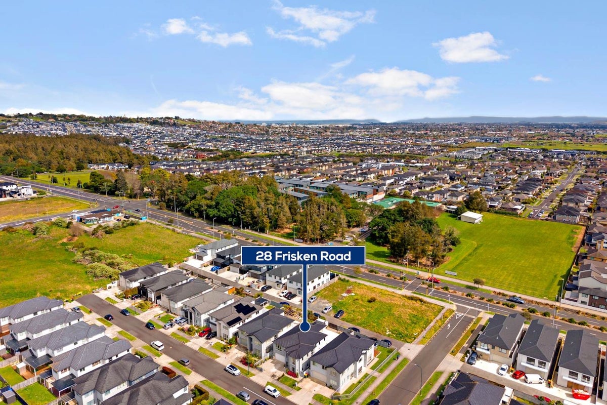 28  Frisken Road, Flat Bush, Manukau City, Auckland - Carousel 46