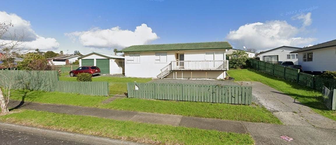 21 Maytime Street, Clover Park, Auckland - Carousel 1