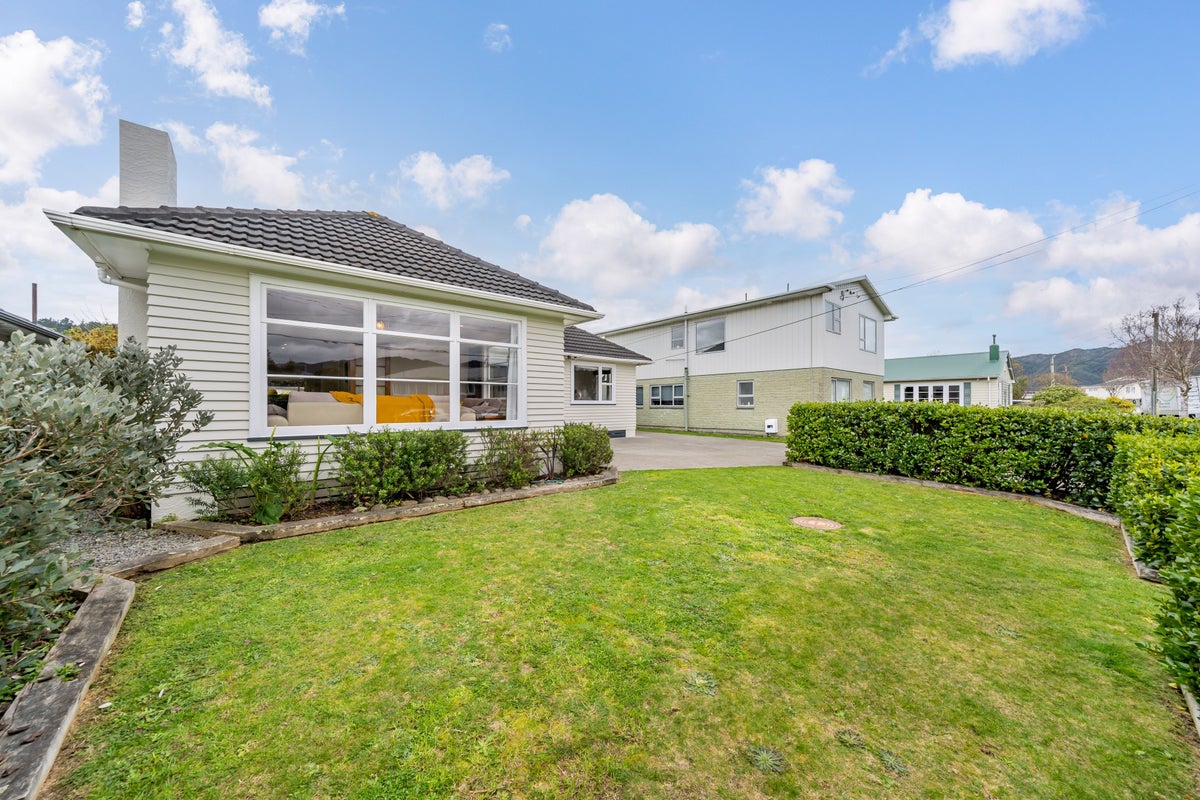 115 Taita Drive, Avalon, Lower Hutt - Carousel 2