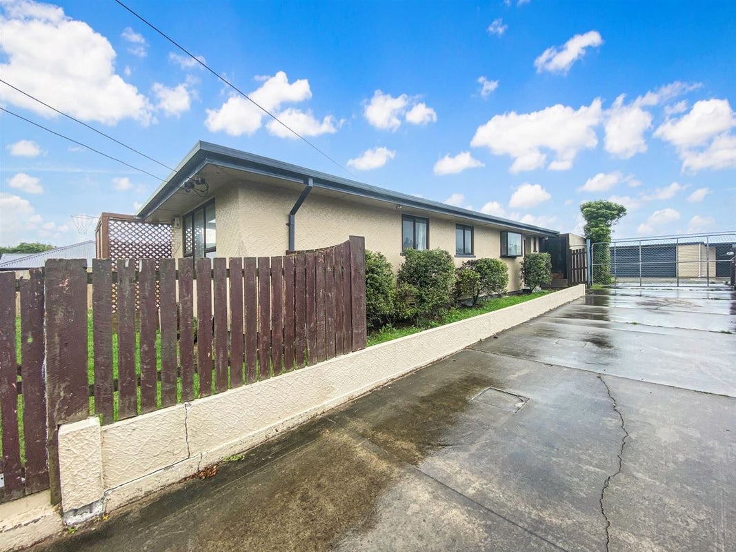 25 Pinewood Avenue, North New Brighton, Christchurch - Carousel 1