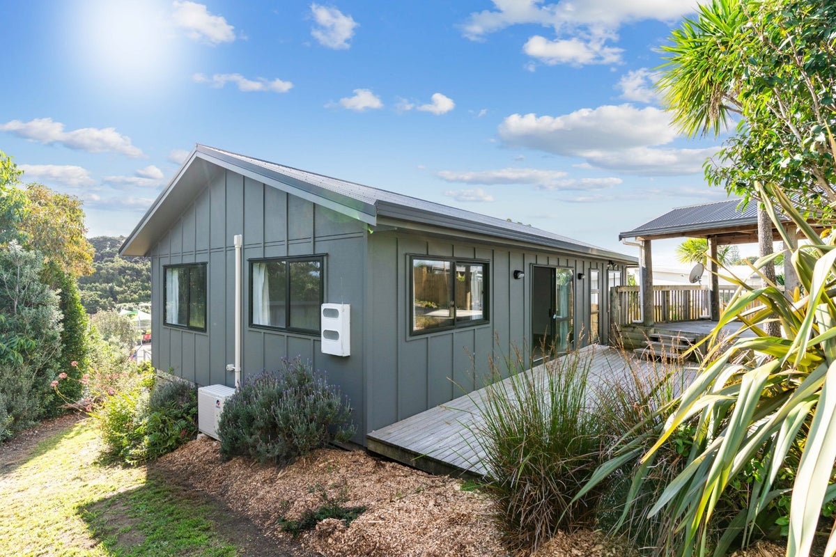 9 Nautical Heights, Mangawhai Heads, Mangawhai - Carousel 2