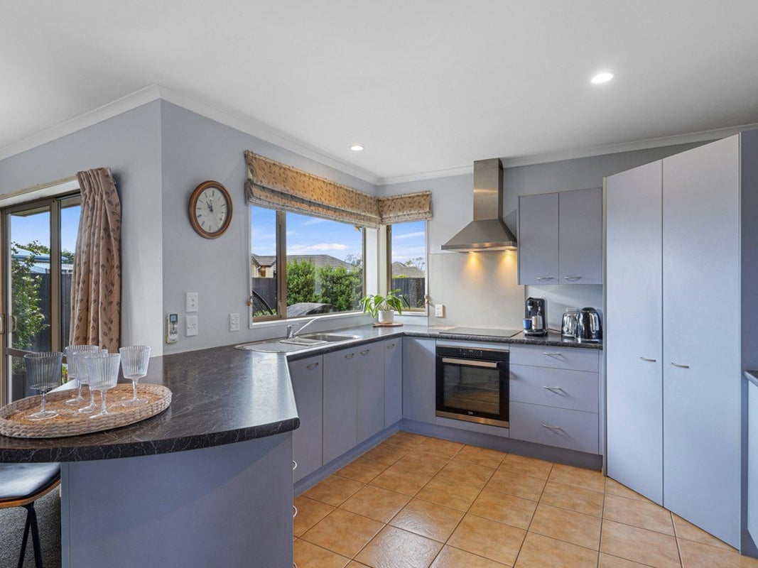 40 Rushmore Drive, Belfast, Christchurch - Carousel 2