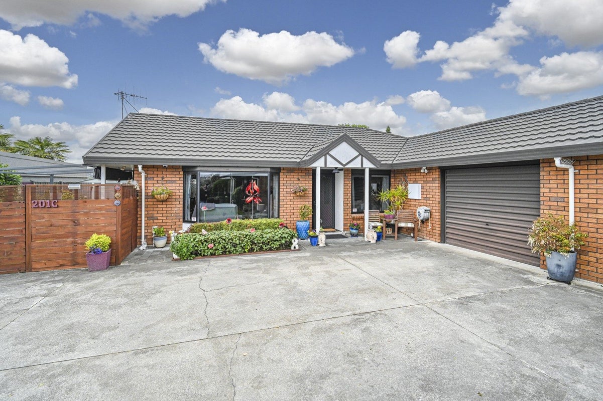 201C Windsor Avenue, Parkvale, Hastings - Carousel 1