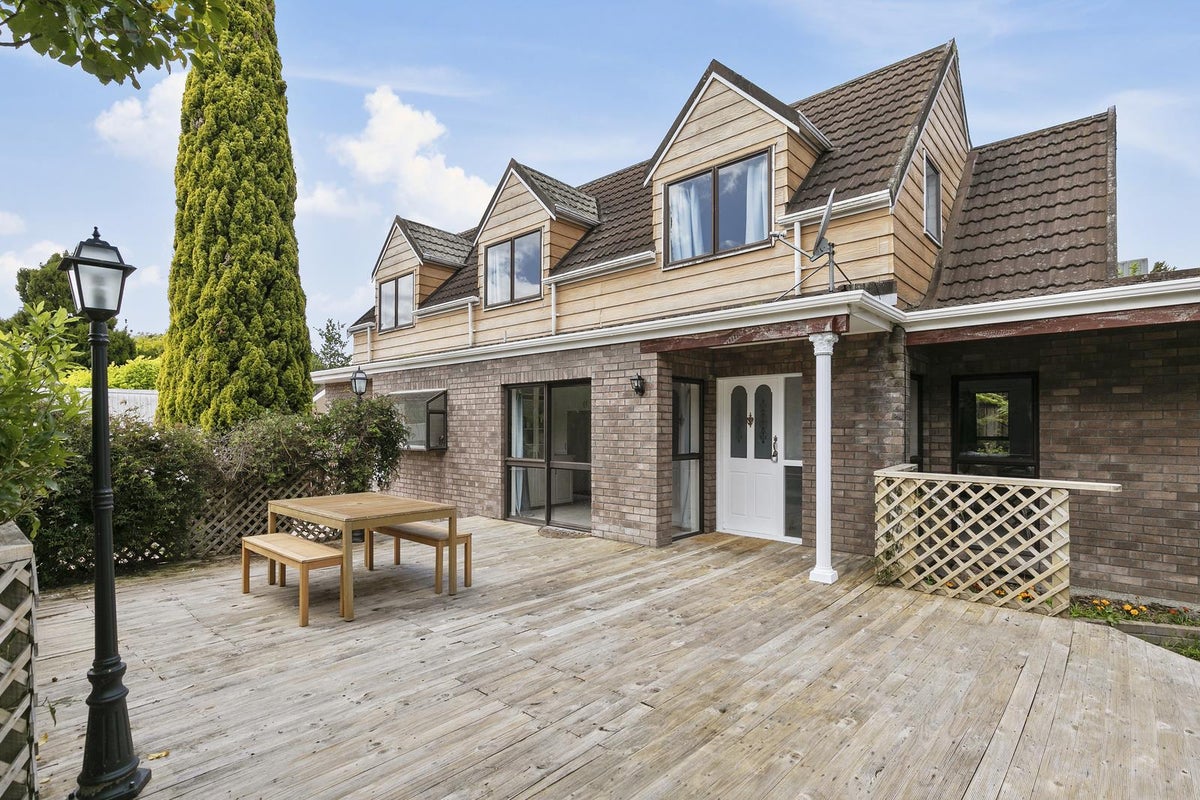 1282E Fergusson Drive, Brown Owl, Upper Hutt - Carousel 18