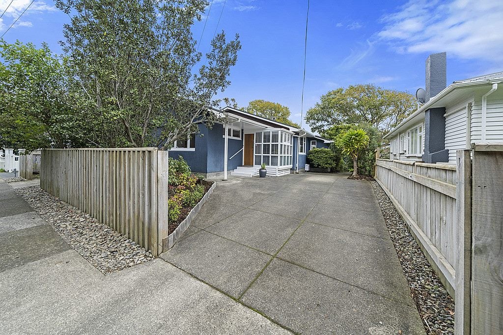 26 Parnell Street, Fairfield, Lower Hutt - Carousel 1