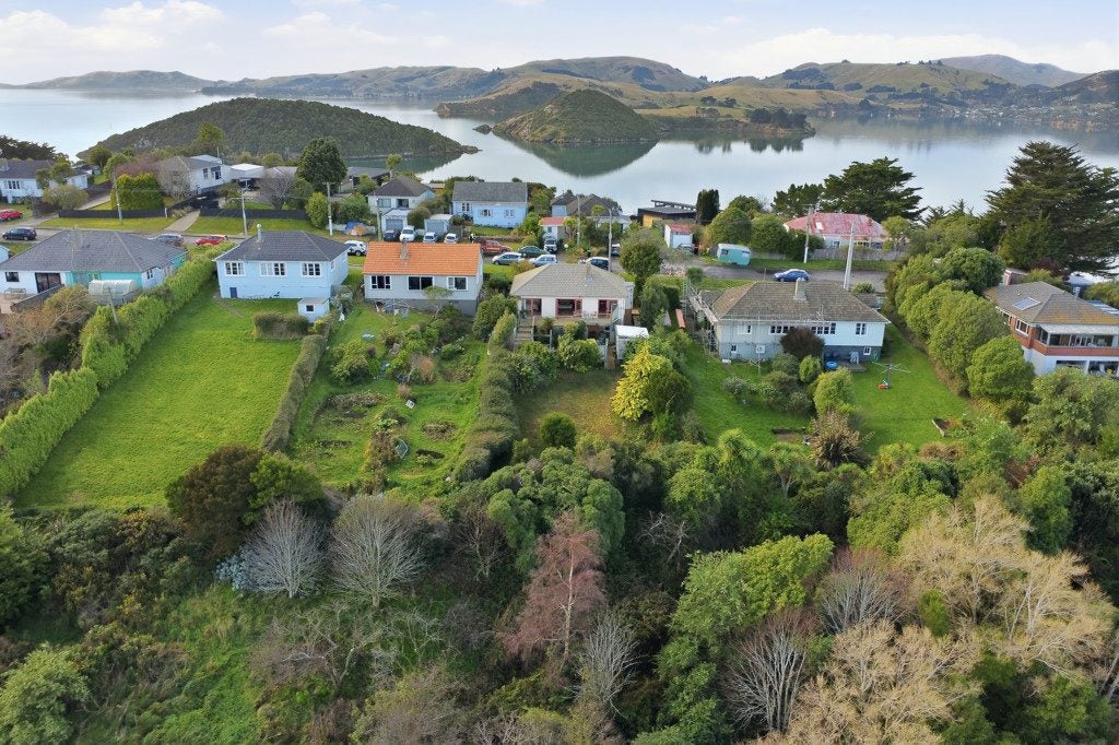 40 Meridian Street, Port Chalmers, Dunedin - Carousel 16