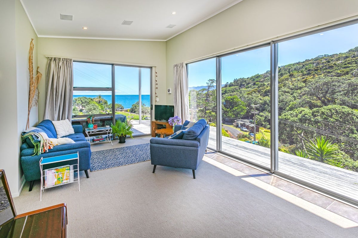 18 Captain Amodeo Road, Amodeo Bay, Coromandel - Carousel 1