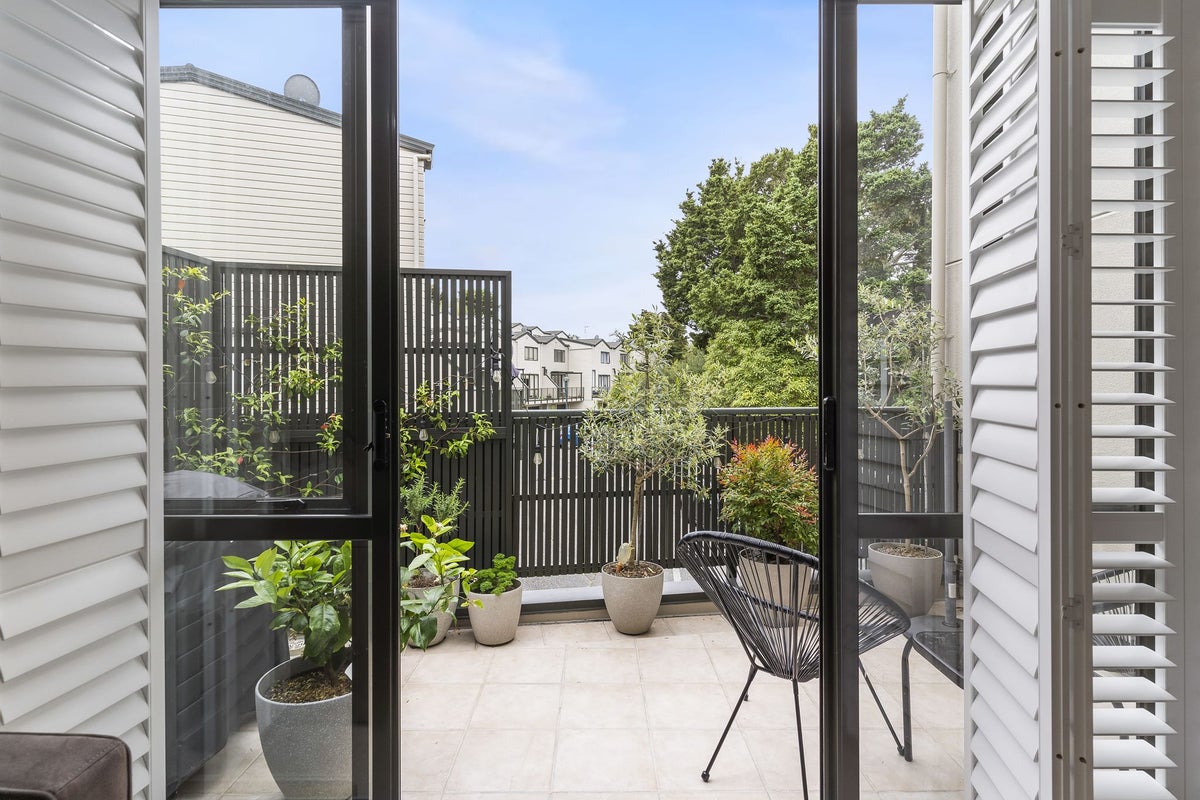 54/8 Flynn Street, Birkdale, Auckland - Carousel 1