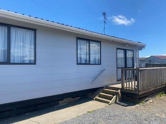 39A Solveig Place, Randwick Park, Auckland - Carousel 2