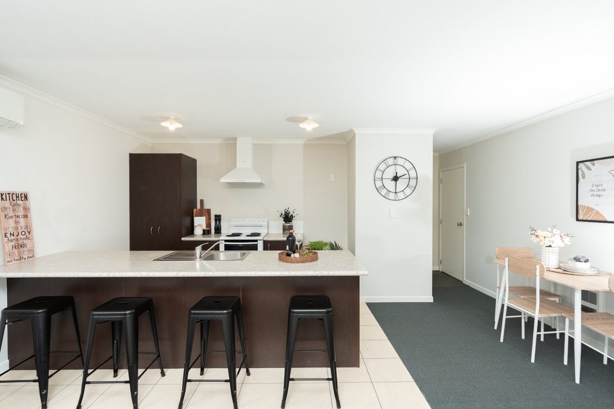 1B Pitt Street, Frankton, Hamilton - Carousel 2