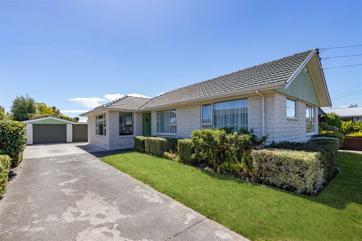8 Cardome Street, Bishopdale, Christchurch - Carousel 2
