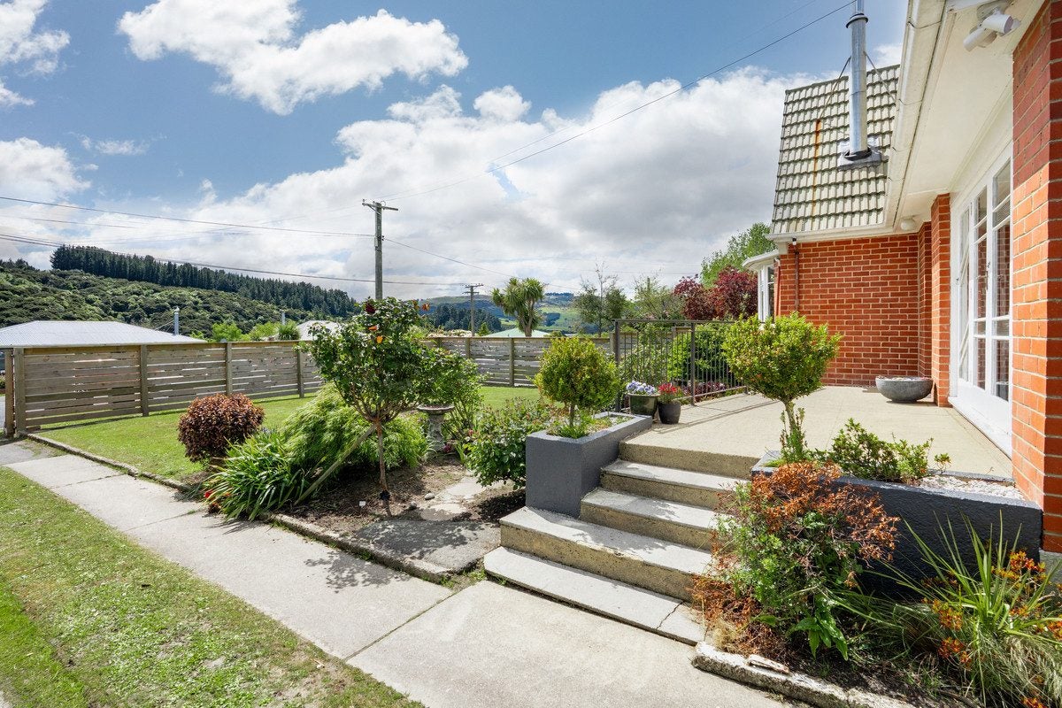 44 Martin Road, Fairfield, Dunedin - Carousel 2