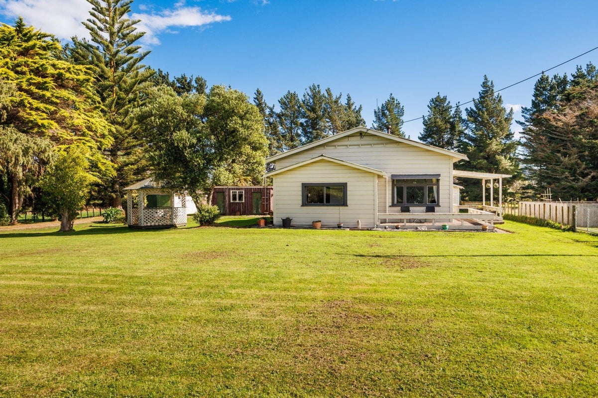 481 Pohangina Valley East Road, Pohangina, Ashhurst - Carousel 1