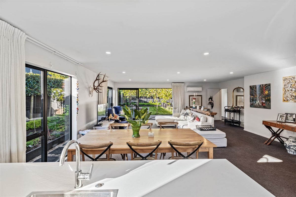 4 Romanee Lane, Wigram, Christchurch - Carousel 2