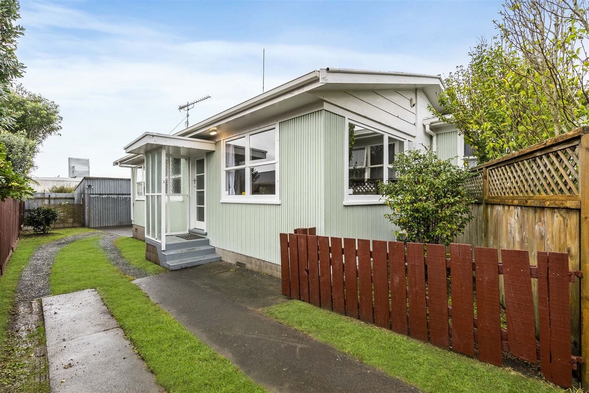 2/46 Howard Hunter Avenue, St Johns, Auckland - Carousel 2