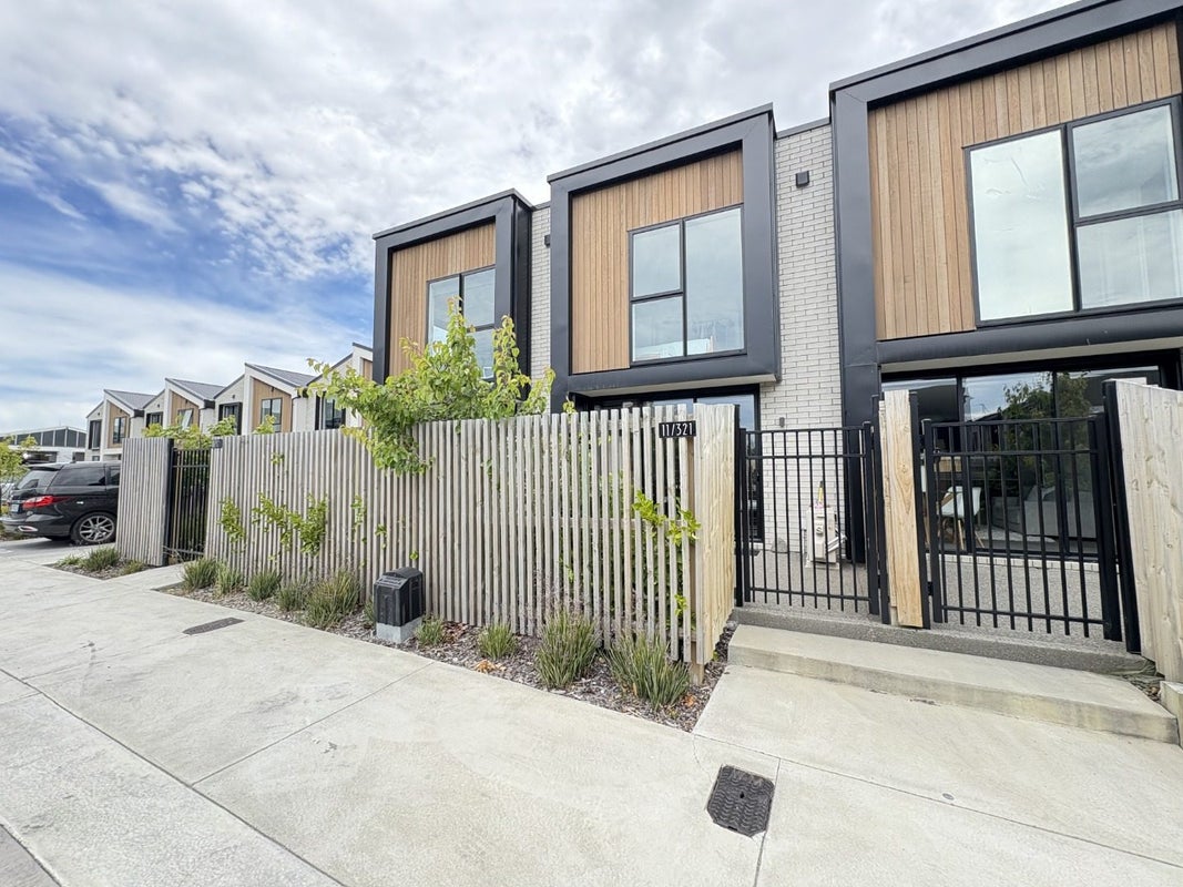 11/321 Lincoln Road, Addington, Christchurch - Carousel 1