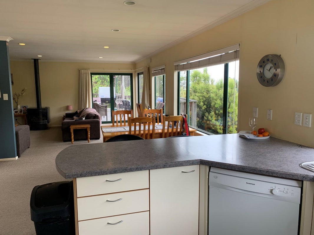80 Milton Road, Bluff Hill, Napier - Carousel 1