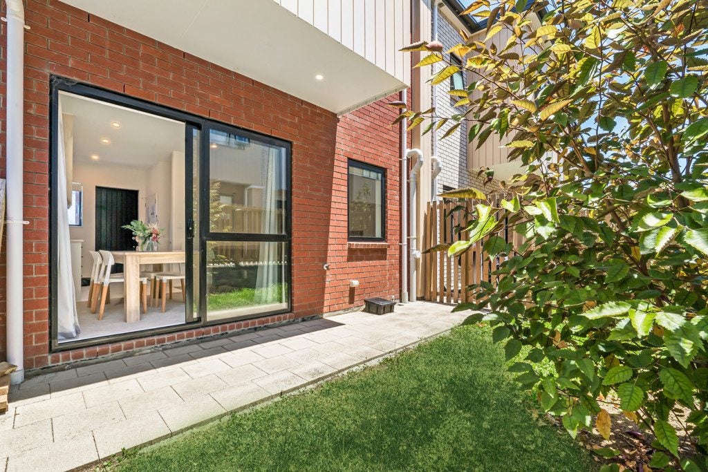 9 Hari Place, Favona, Auckland - Carousel 2