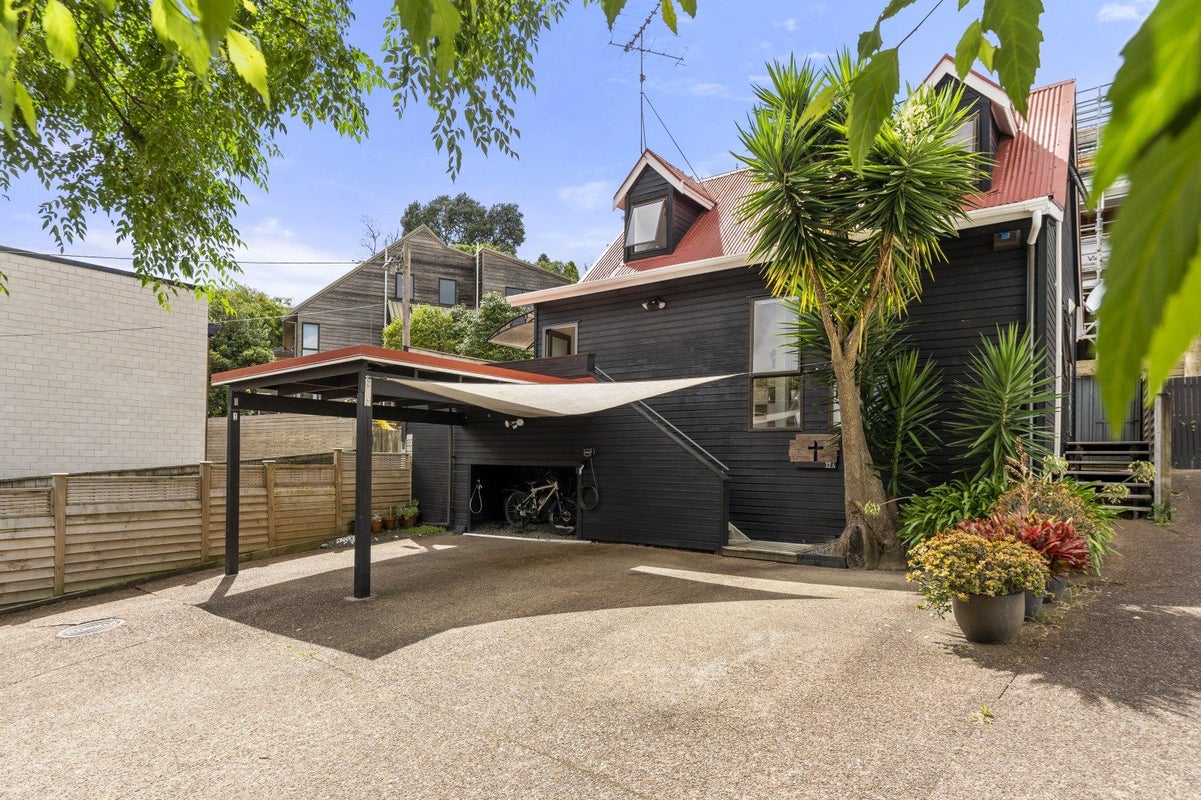 32A Hapua Street, Remuera, Auckland - Carousel 1
