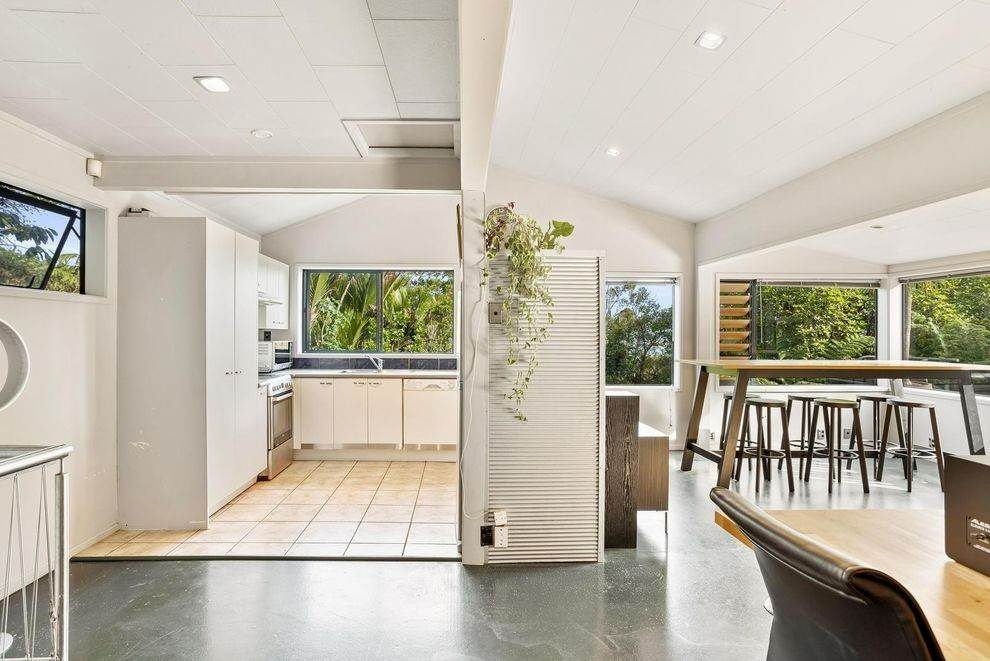 395 Titirangi Road, Titirangi, Auckland - Carousel 2