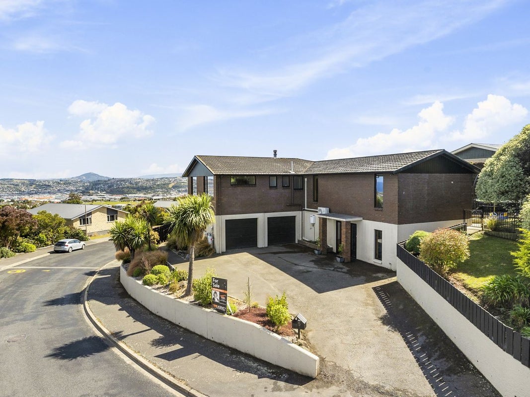 5 Moodie Street, Shiel Hill, Dunedin - Carousel 1