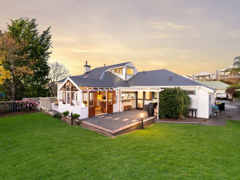 80 Kinloch Way, Bethlehem, Tauranga - Carousel 2