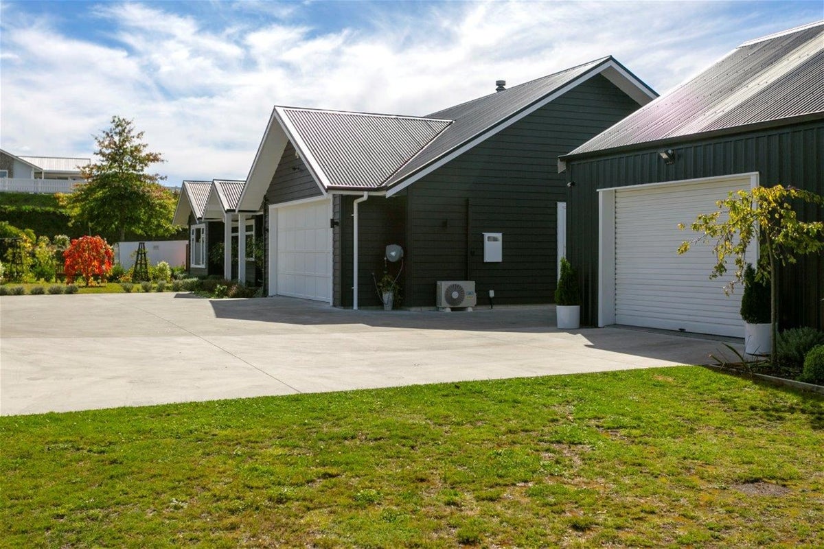 98 Loch Views Road, Acacia Bay, Taupo - Carousel 2