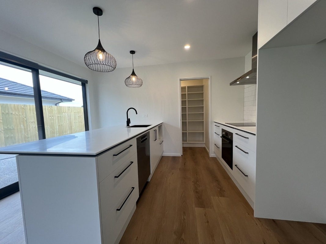 25 Bill Hammond Drive, Belfast, Christchurch - Carousel 2