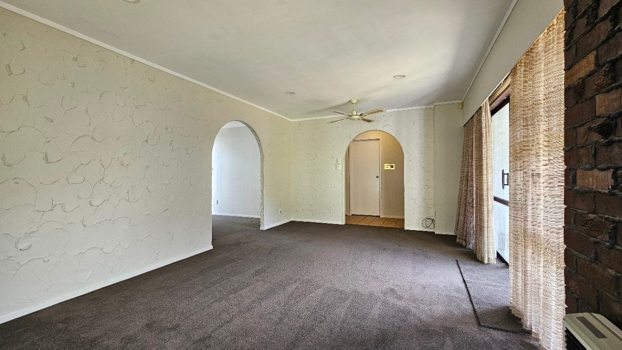 25 Kindergarten Drive, Conifer Grove, Takanini - Carousel 2