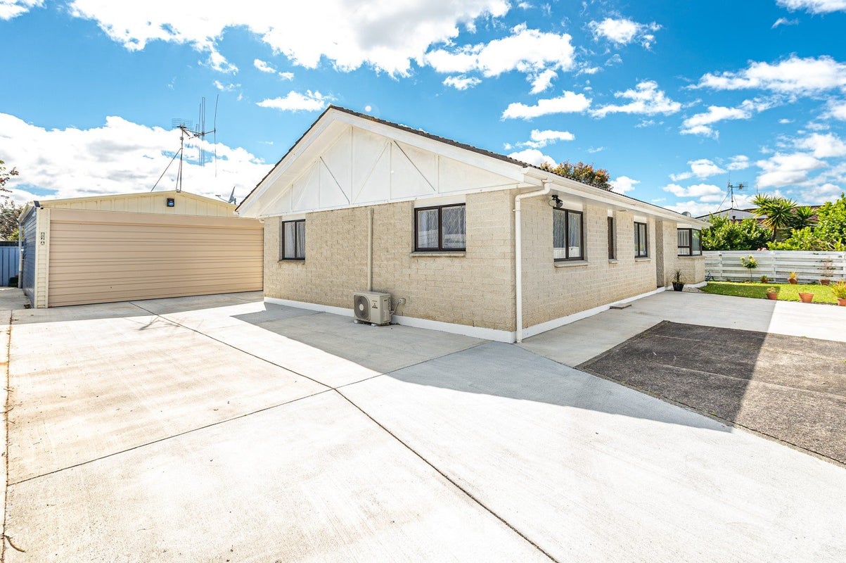82A Somerset Road, Springvale, Whanganui - Carousel 2