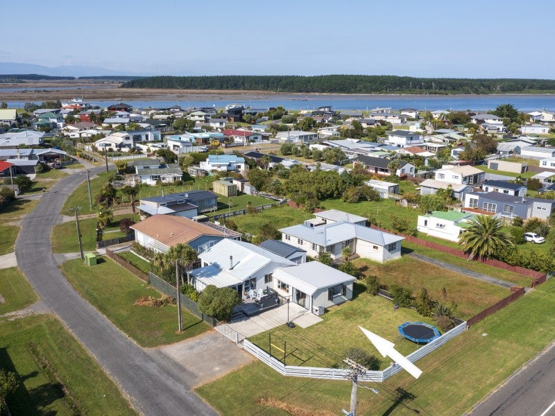 8 Linklater Avenue, Foxton Beach, Foxton - Carousel 25