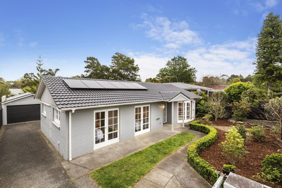 48 Stanaway Street, Hillcrest, Auckland - Carousel 1