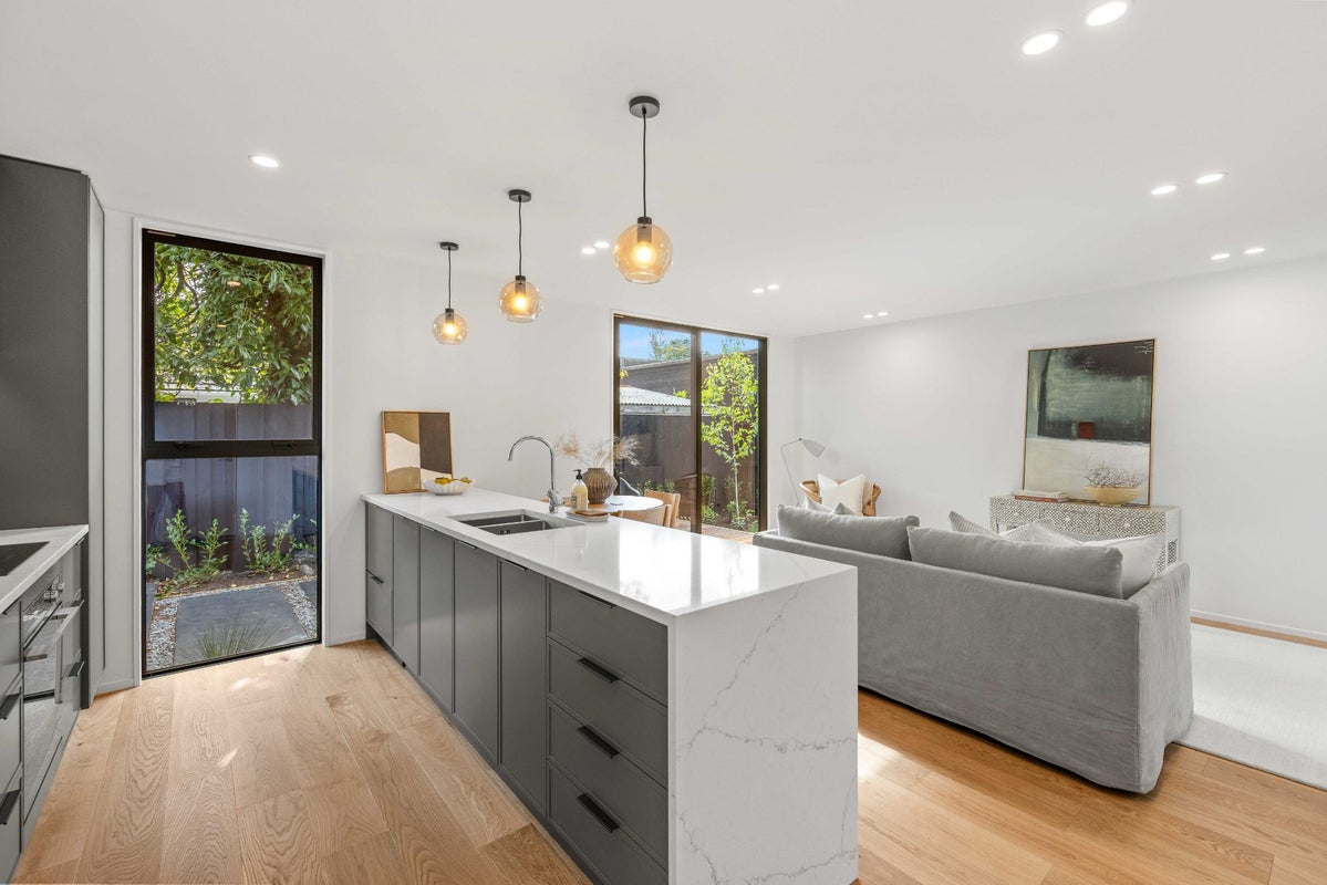 2/60 Innes Road, St Albans, Christchurch - Carousel 2