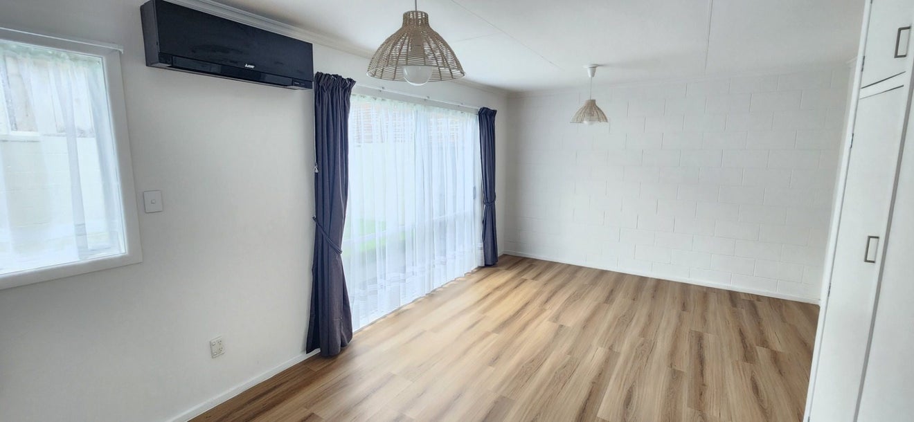 17B Parsons Street, Vogeltown, New Plymouth - Carousel 2