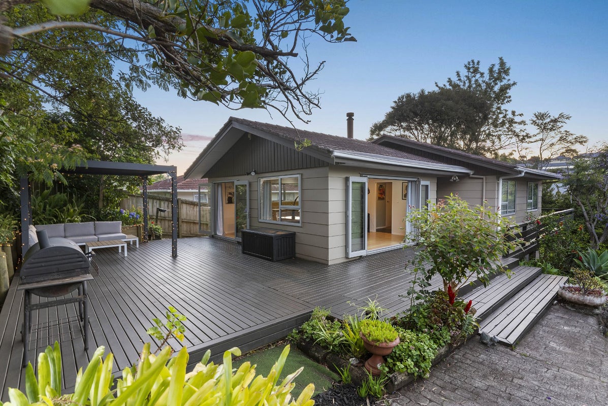 63 Brunner Road, Glen Eden, Auckland - Carousel 1