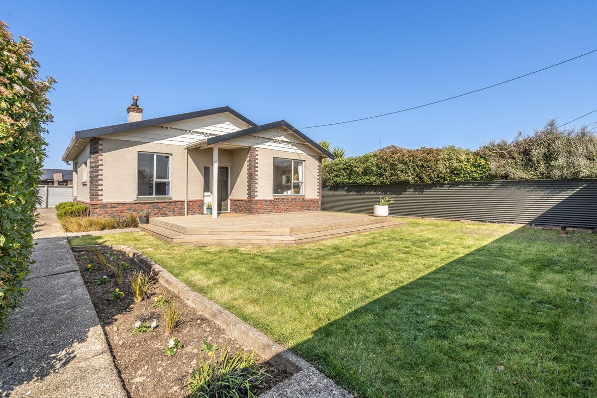 61 Dudley Street, Grasmere, Invercargill - Carousel 1