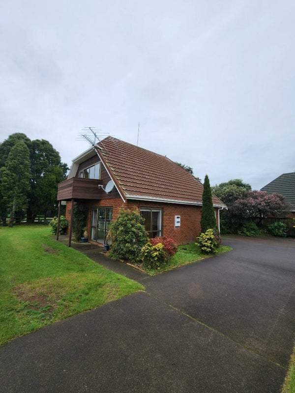 2 Park Estate Road, Rosehill, Papakura - Carousel 2