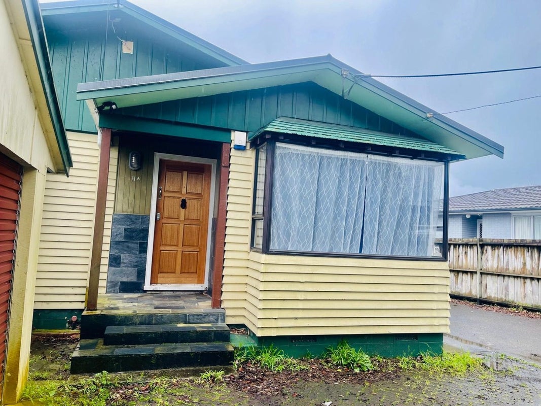 11A Woodvale Road, Glen Eden, Auckland - Carousel 1