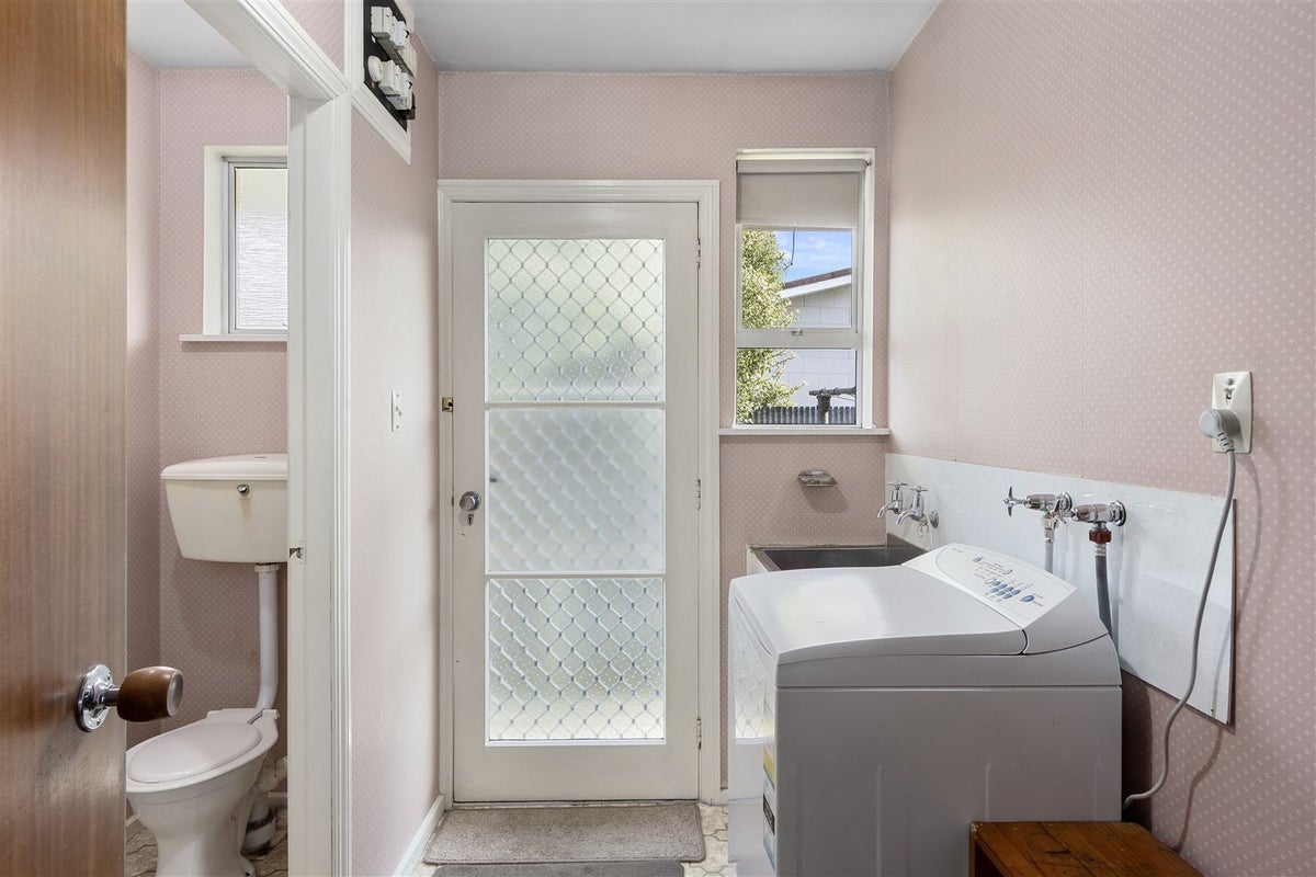 1/17 Hartford Street, Burnside, Christchurch - Carousel 12