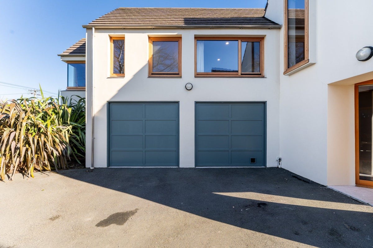 13 Wilson Avenue, Saint Clair, Dunedin - Carousel 50