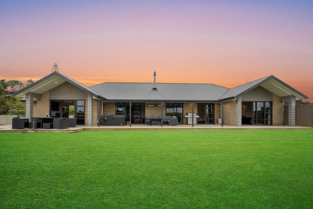 1040A Paerata Road, Paerata, Pukekohe - Carousel 1