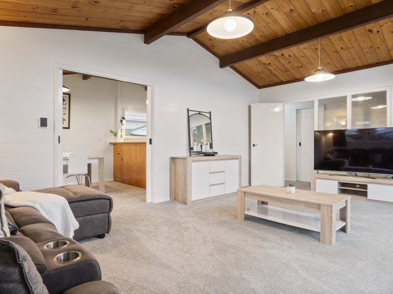 398 Carrington Street, Upper Vogeltown, New Plymouth - Carousel 2