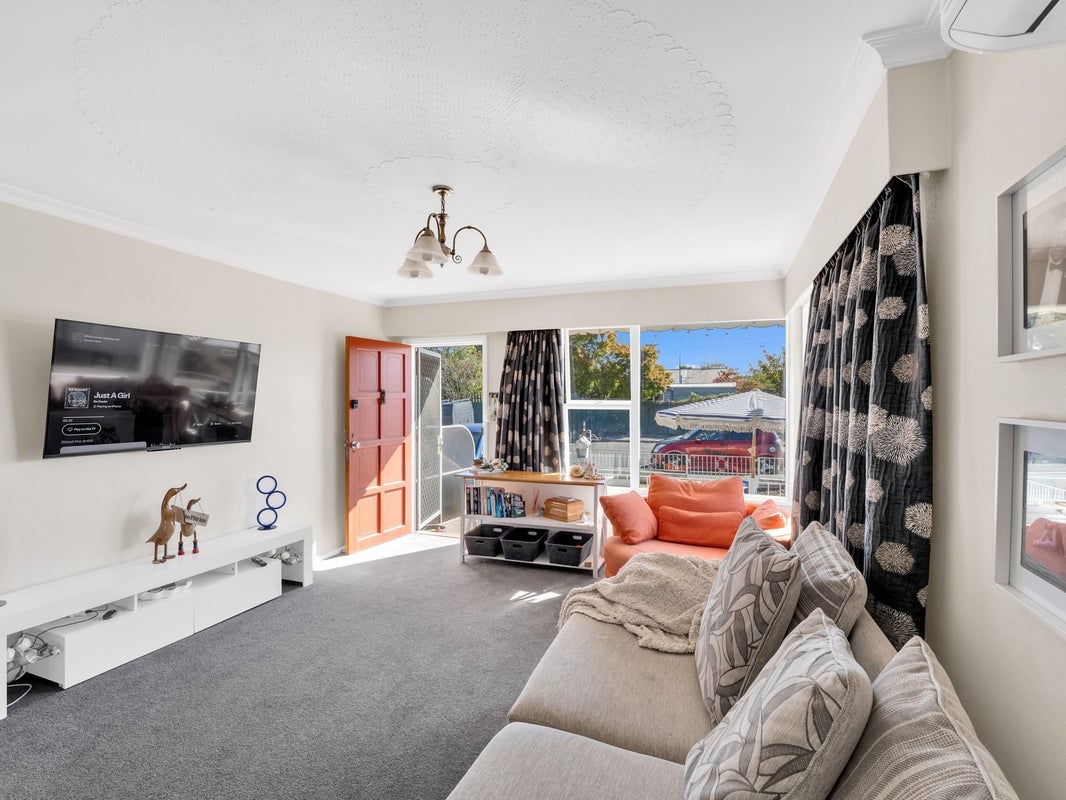 34 Eton Street, Hampstead, Ashburton - Carousel 1