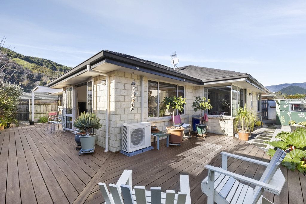 4 Persico Way, The Wood, Nelson - Carousel 1
