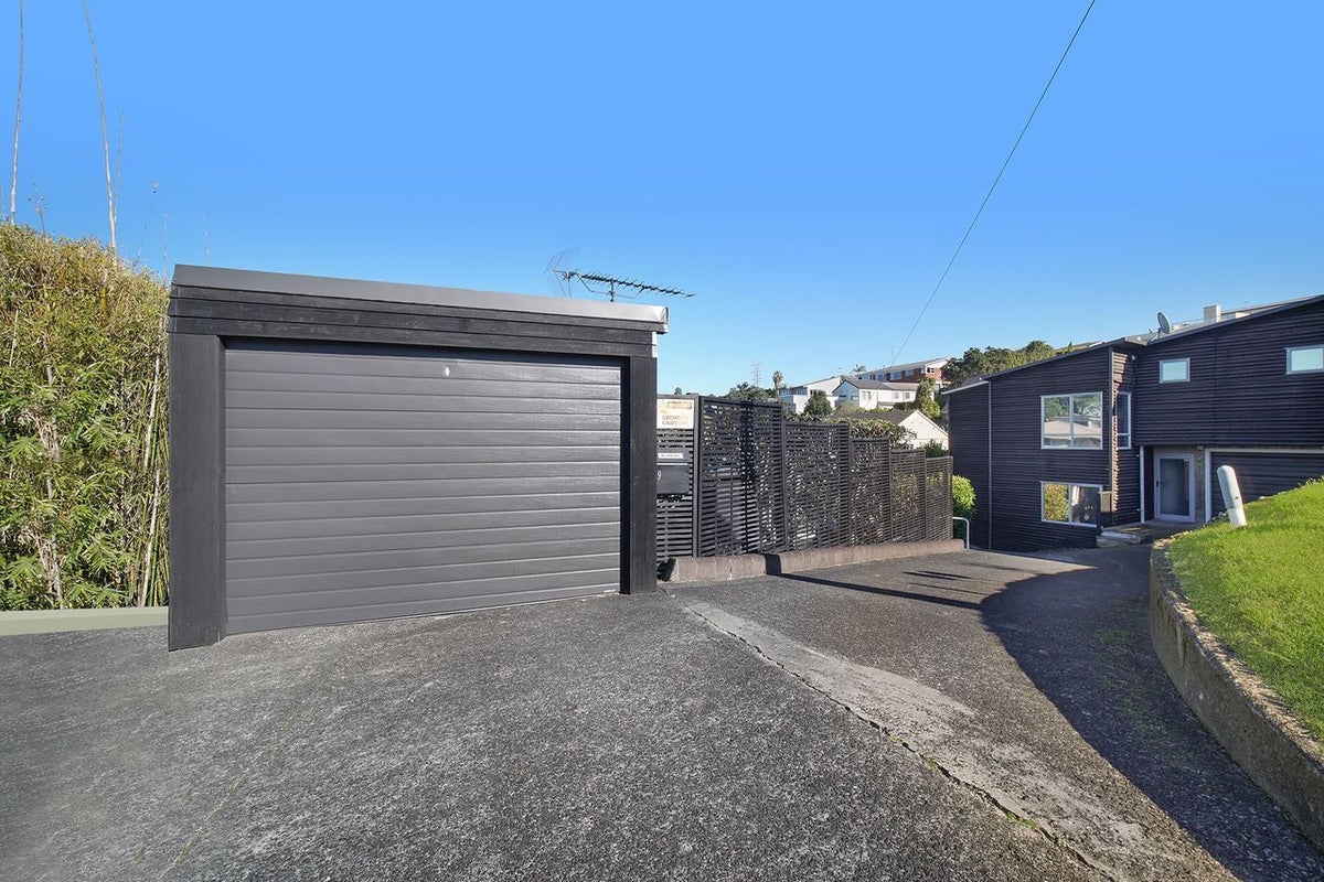 29 Hendry Avenue, Hillsborough, Auckland - Carousel 9