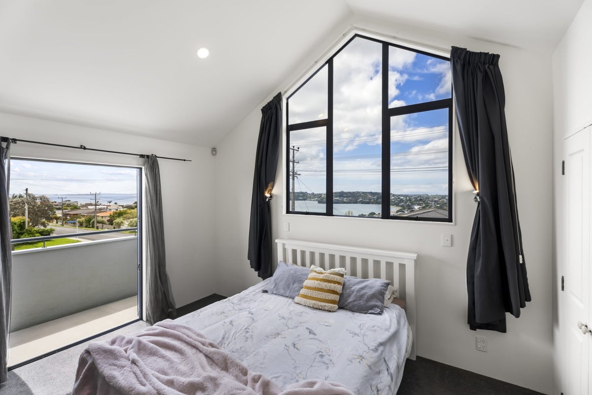 62 Stanmore Bay Road, Stanmore Bay, Whangaparaoa - Carousel 2