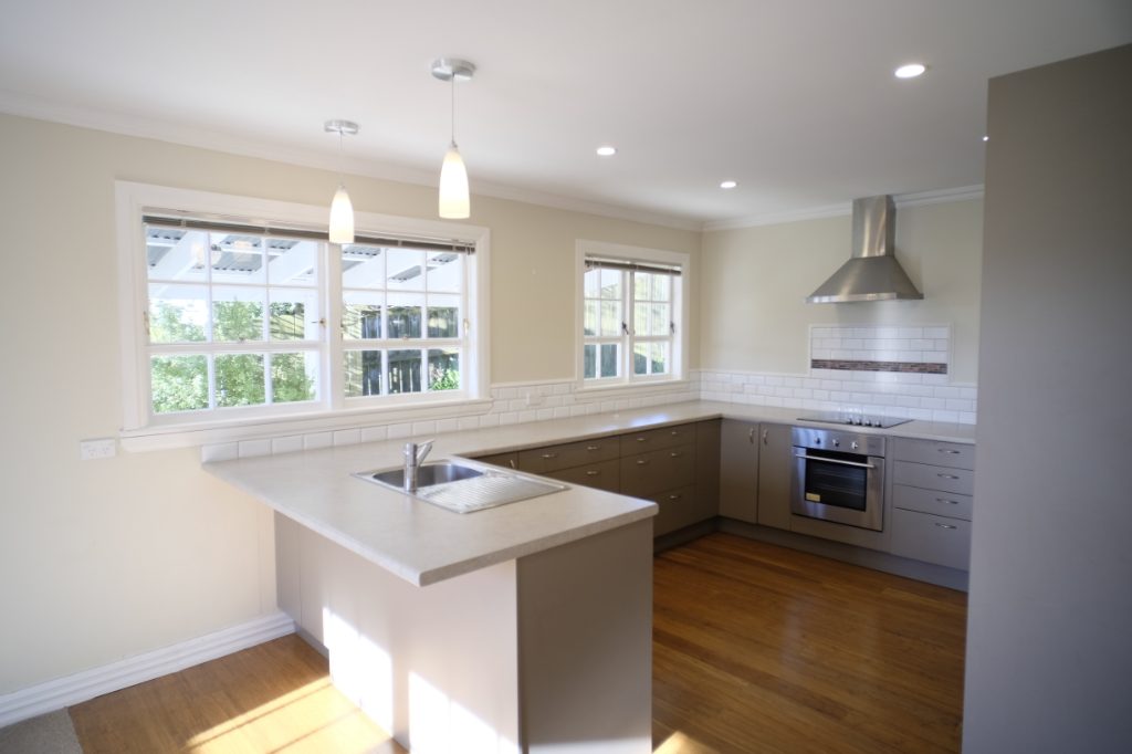 28 Albatross Close, Whitby, Porirua - Carousel 2