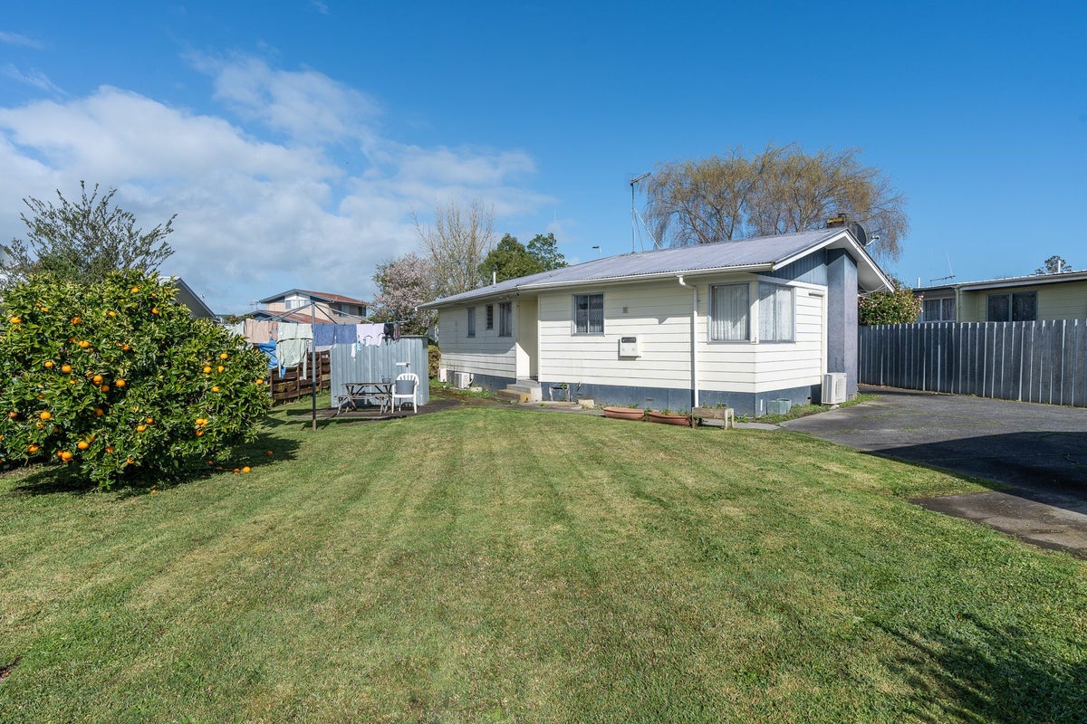 30 Joanna Place, Deanwell, Hamilton, Waikato - Carousel 14
