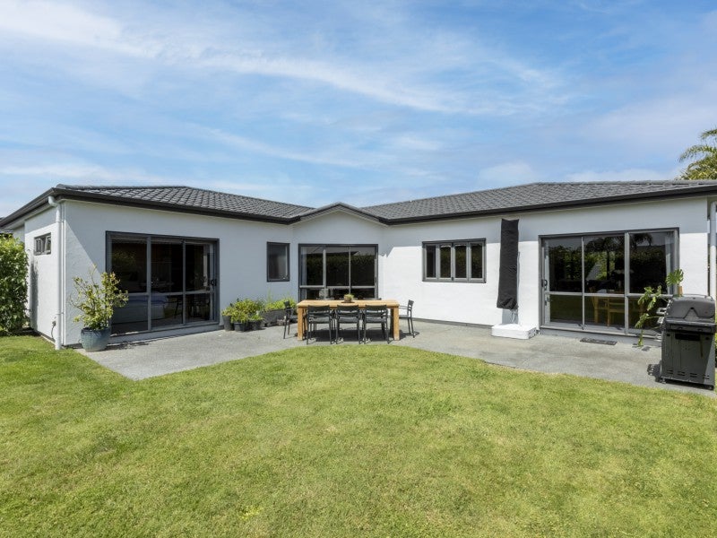 4 Portland Place, Poraiti, Napier - Carousel 20