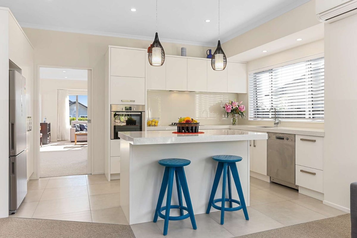 31 Madison Terrace, Silverdale, Silverdale - Carousel 2